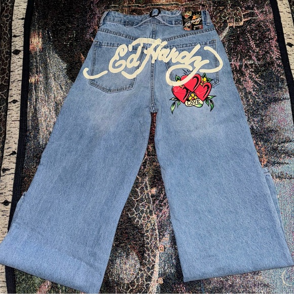 Ed Hardy Heart Dagger Love Wide Leg Loose Fit Retro Light Jeans Size 26& 32 - Picture 1 of 5
